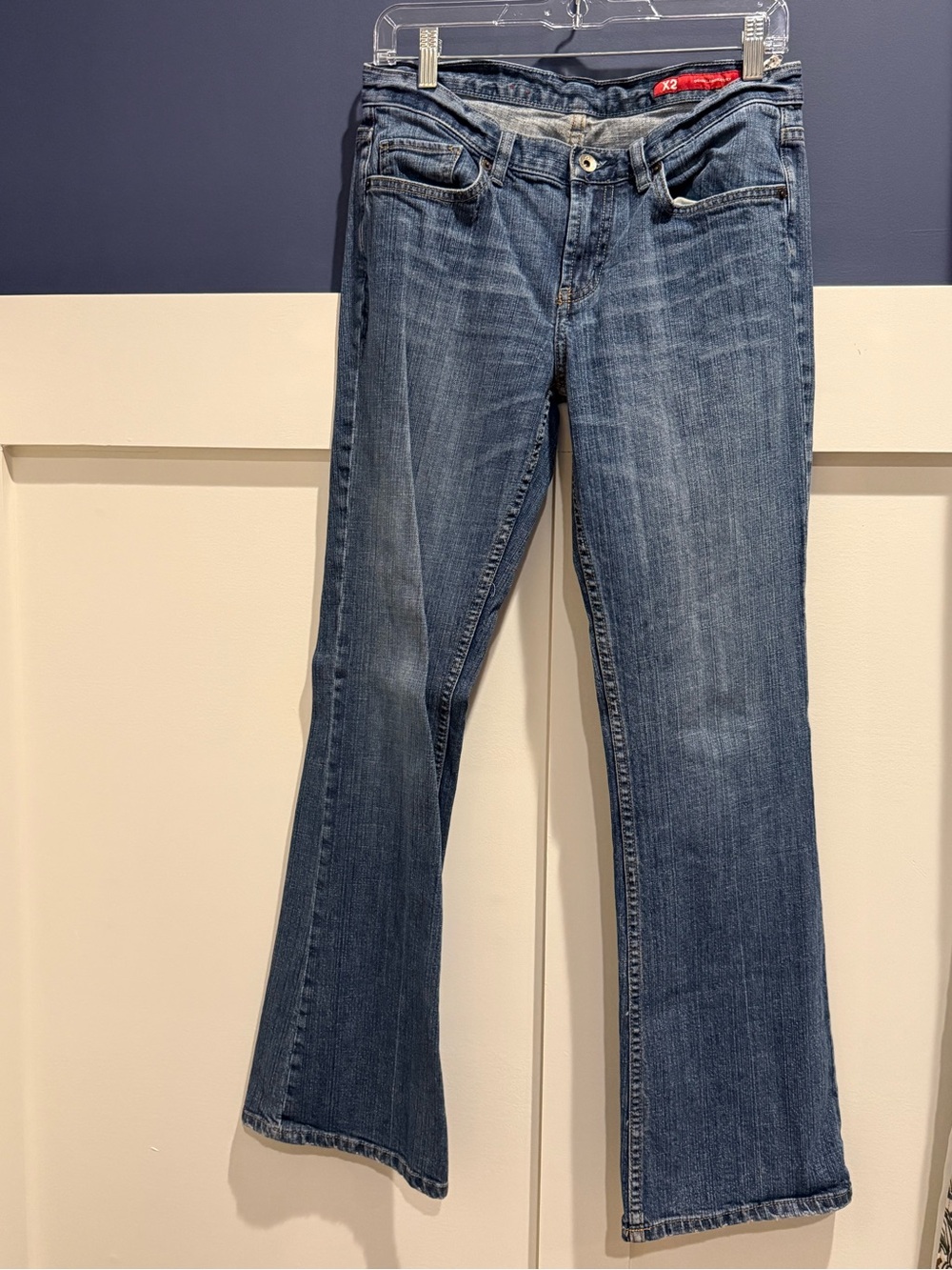 X2 Denim Laboratory Women's Mid-Rise Flare Jeans in Medium Blue Size 8 Vintage